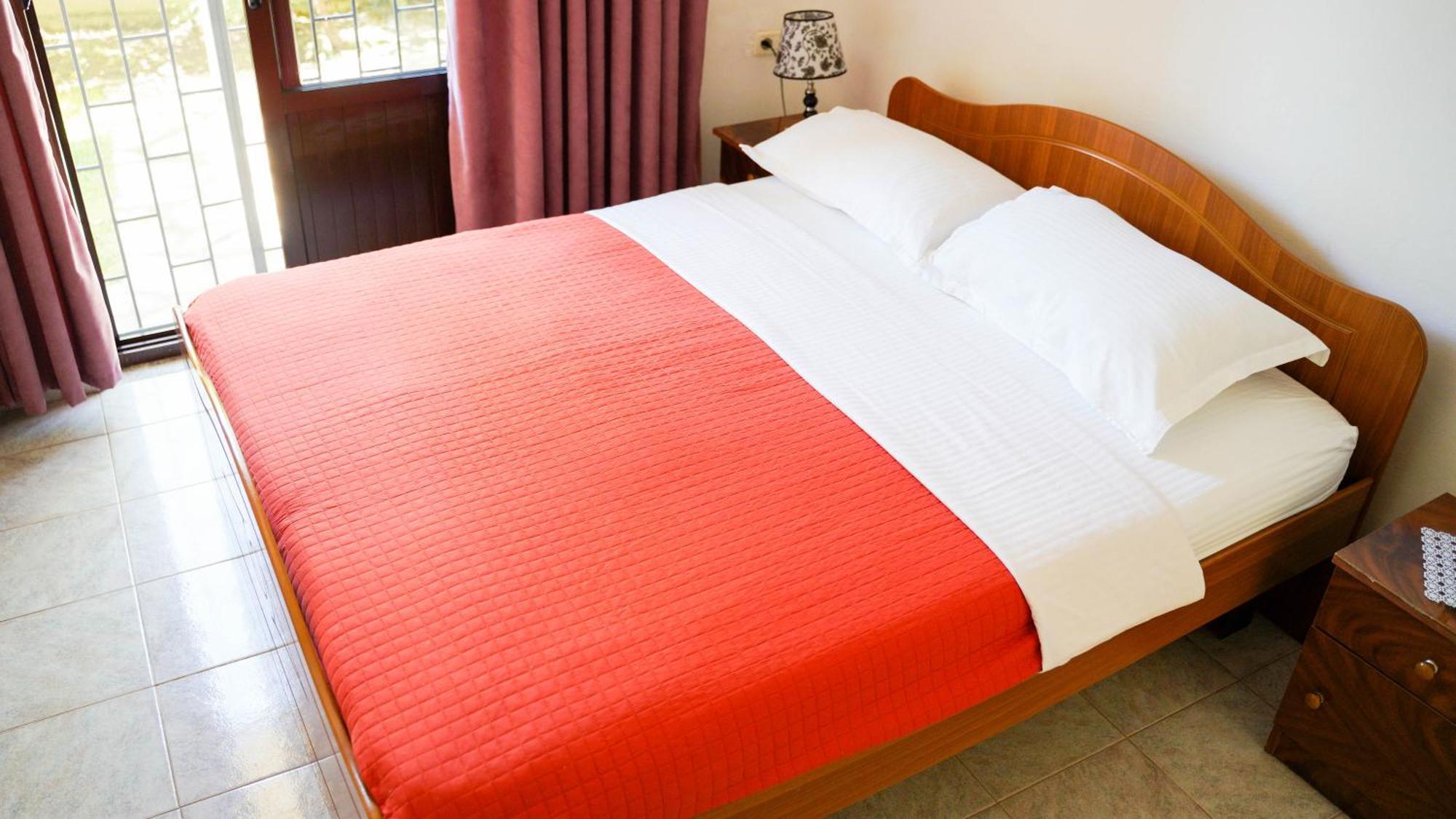 Vila Aliaj Luxury Apartment With 2 Rooms With Private Wonderful Terrace Durres Exterior photo